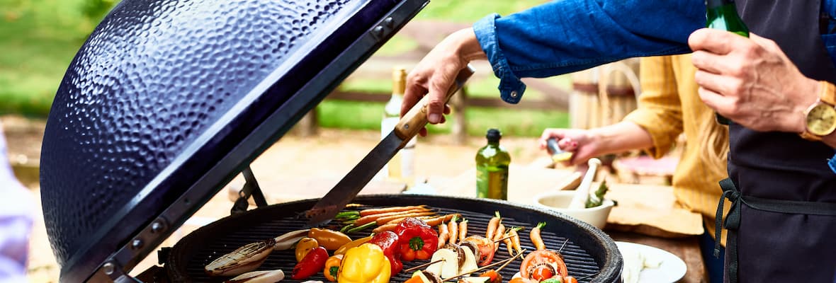 BBQ Grill Brush - Bunnings Australia